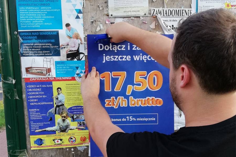 Najlepsze wyklejanie plakatów w Cieszynie, z którym Twoja reklama będzie widoczna wszędzie.